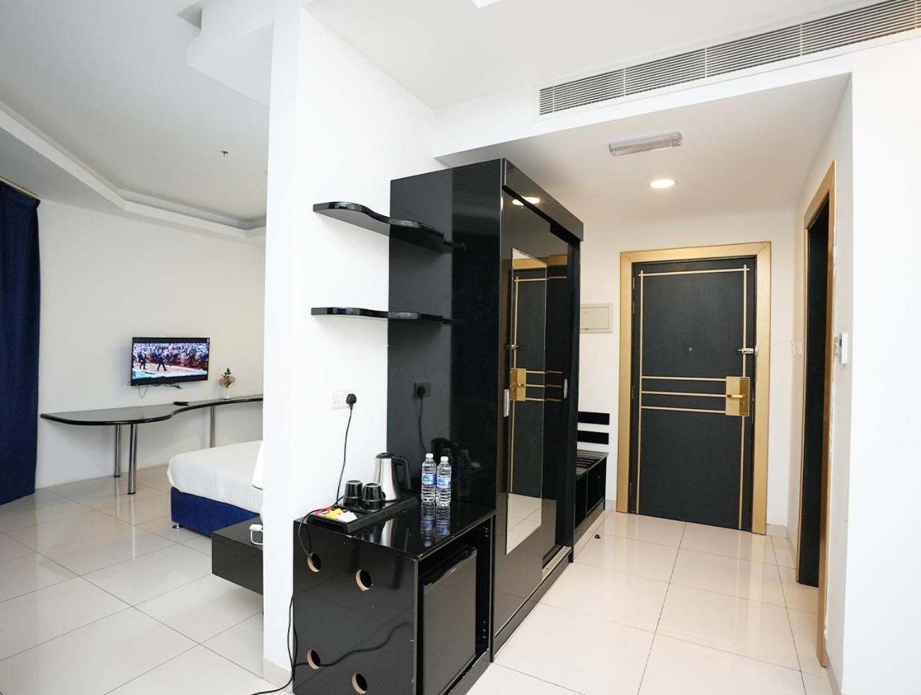 Hotel Parkside Plaza 3*